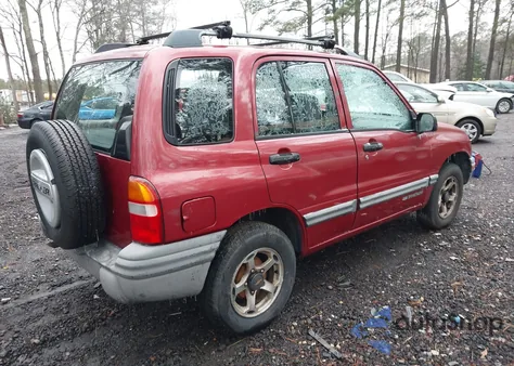 2000 Chevrolet Tracker Hard Top from USA, damaged, VIN 2CNBJ13C2Y6933804